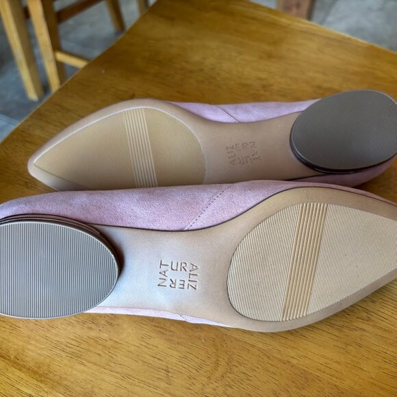 NWOB Naturalizer Pink Suede Flats - Picture 9 of 9